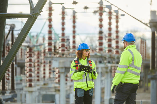 Best Affordable Emergency Electrician  in Salem, IL