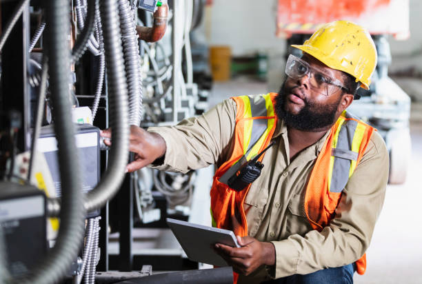 Best Local Electrician Companies  in Salem, IL